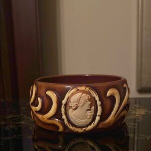 Vintage Brown and Cream Cameo Bracelet